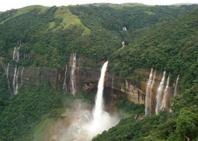 Nohkalikal-Falls